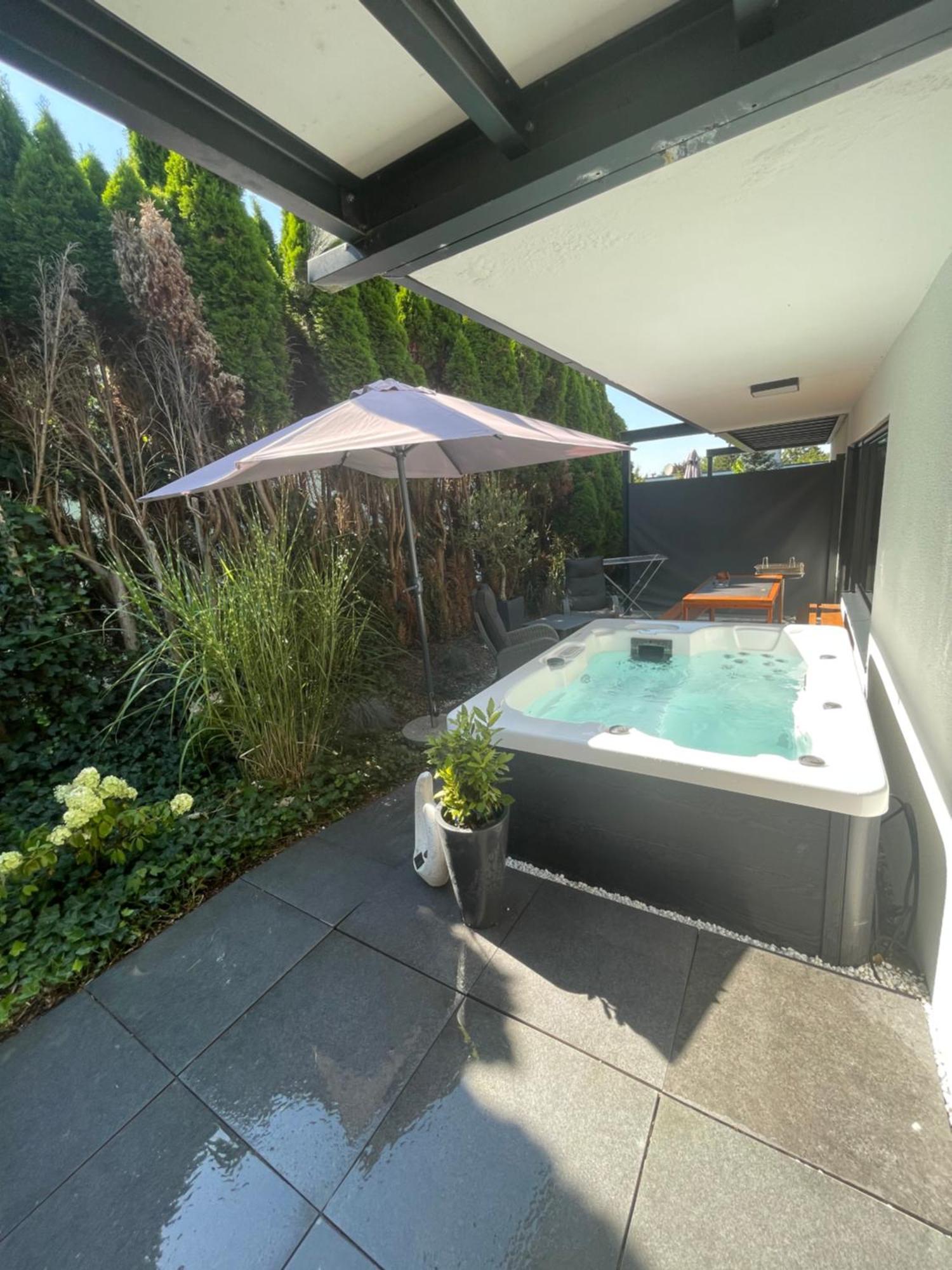 Rosmarin - Kuschelige Fewo - Romantik & Entspannung Im Whirlpool Auf Privater Terrasse, Ruhe & Hund Willkommen - By Ferienwohnenamsee - Uberlingen Exterior foto